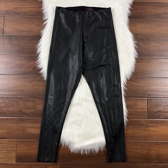 Commando Women's Size XL Black‎ Faux Leather Legging Pants - Picture 1 of 9